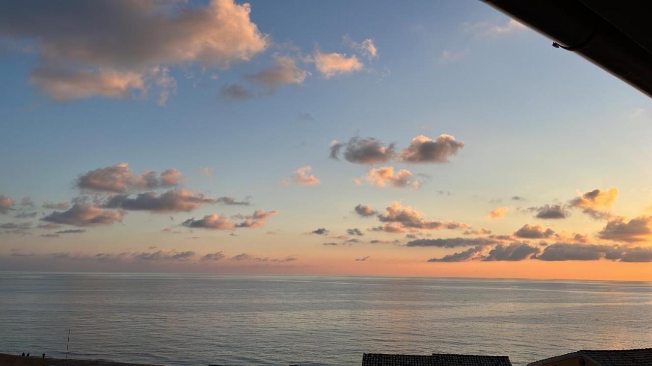 Costal Apartment غليفادا المظهر الخارجي الصورة