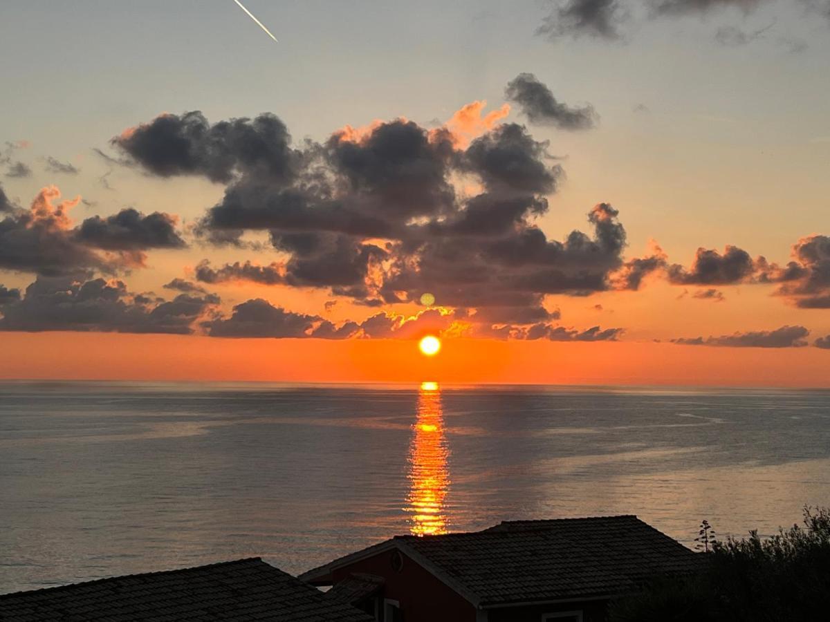 Costal Apartment غليفادا المظهر الخارجي الصورة